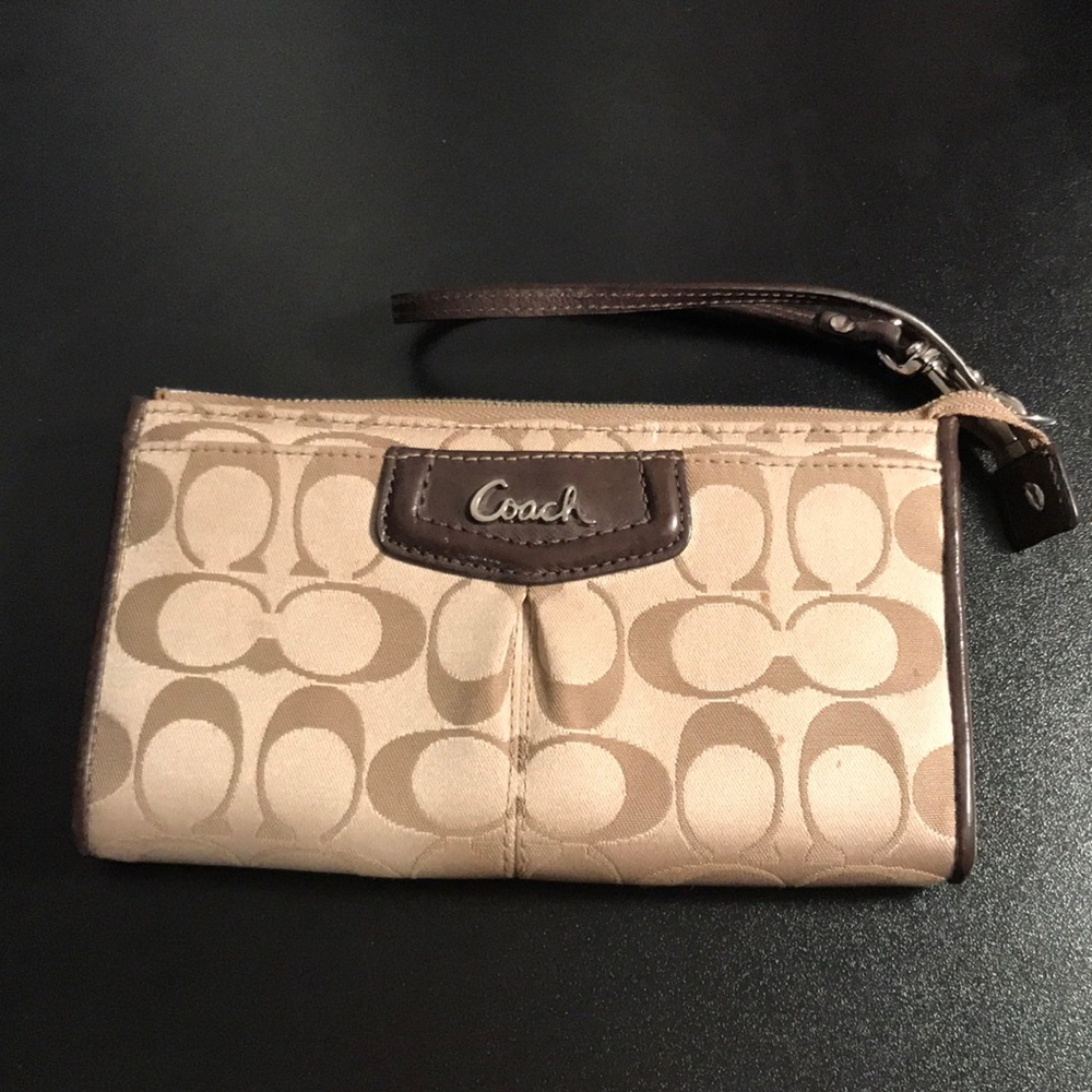 Coach wristlet
